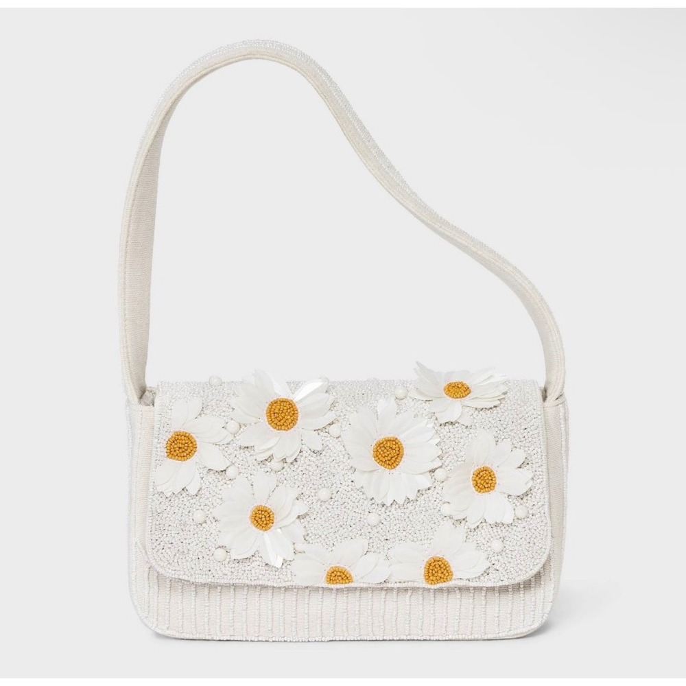 Target White Beaded Daisy Floral Shoulder Bag Handcrafted 3D Flower Purse NWT